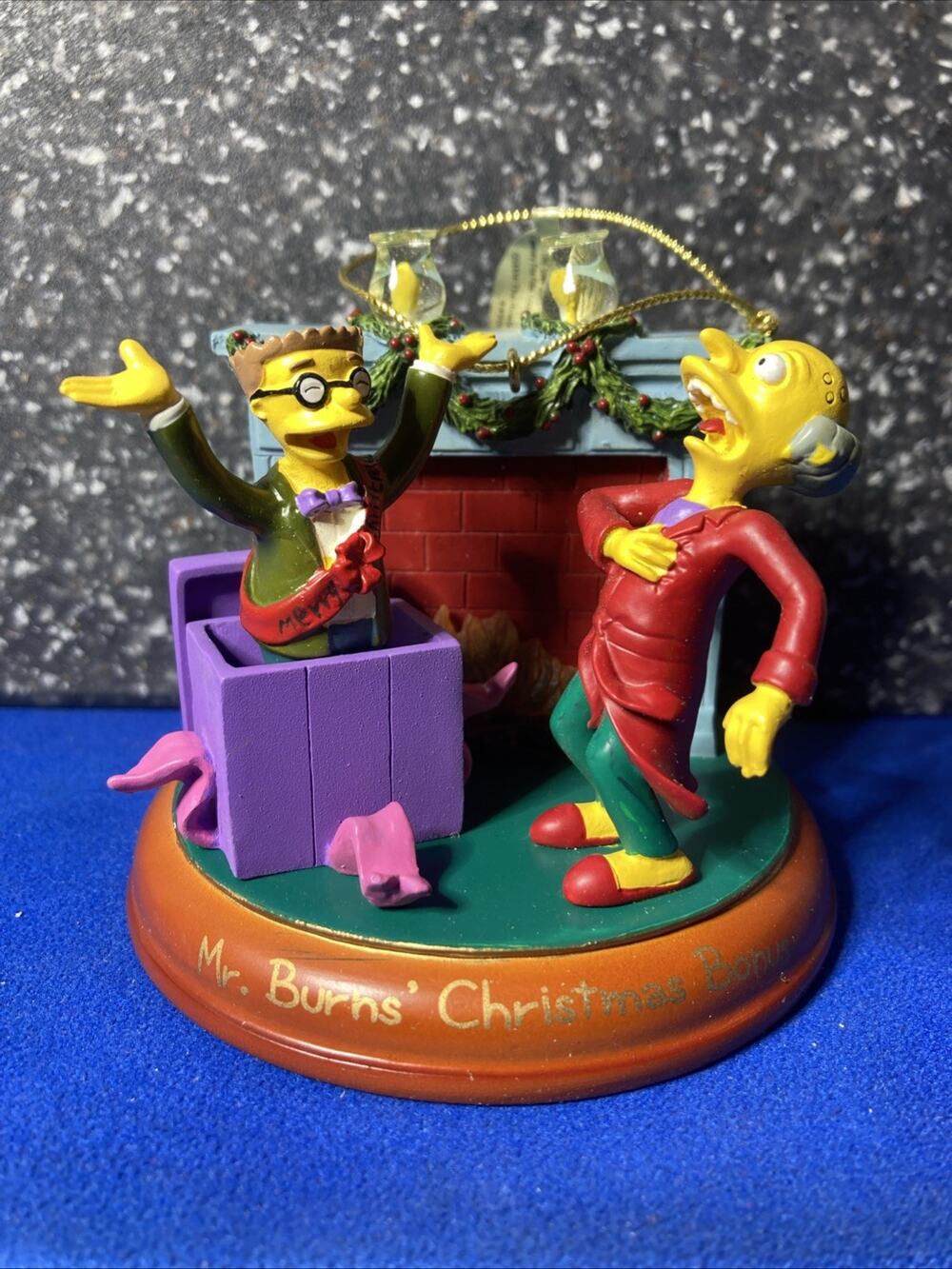 THE SIMPSONS BRADFORD EXCHANGE CHRISTMAS ORNAMENT - MR BURNS CHRISTMAS BONUS